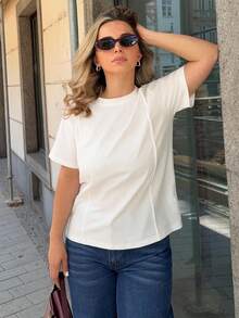 Jeta Ari 纯色接缝细节 T 恤 Old Money Style - 白色 - 查看 1