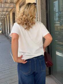 Jeta Ari 纯色接缝细节 T 恤 Old Money Style - 白色 - 查看 2