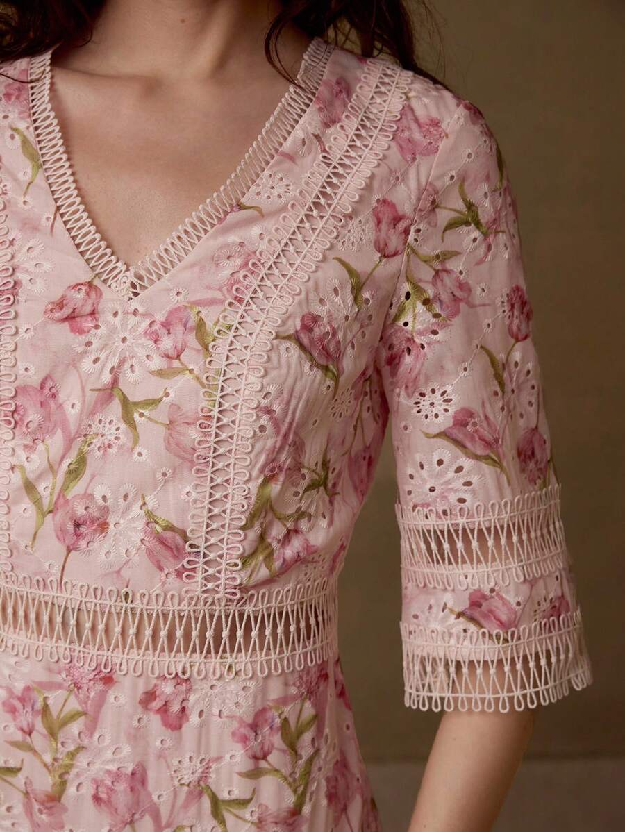 MOTF PREMIUM 满版花卉印花撞色蕾丝风潮中长连衣裙