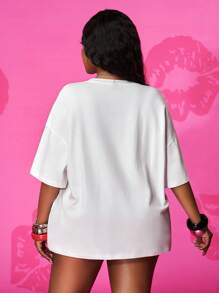Slaydiva Betty Boop x SHEIN Kaos Ukuran Besar dengan Gambar Kartun, Leher Bulat Longgar, Bahu Jatuh, Lengan Pendek - Putih - View 2
