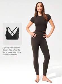 GLOWMODE Glow Era 柔软弹力圆领修身短款短袖运动圆领 T 恤低冲击瑜伽普拉提健身房工作室日常休闲装 - 巧克力棕 - 查看 6