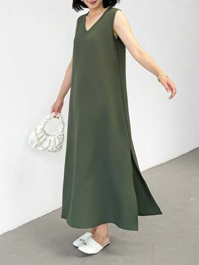 Faunlyn Haki Dokulu V Yaka Kolsuz Yarık Etek Kadın Elbisesi