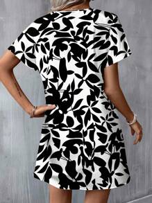 SHEIN LUNE Casual Floral Print V-Neck Short Dress For Women, Suitable For Spring & Summer - Multicolor - View 2