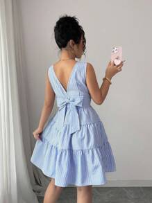 Rafferiza 女式法式露背蝴蝶结条纹无袖迷你连衣裙 - 藍白色 - 查看 2