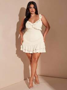 SHEIN BAE 大码女式优雅、浪漫、性感 V 领可爱百搭红色荷叶边下摆迷你连衣裙，日常穿着、海滩度假、派对短裙，春夏季 - 杏色 - 查看 2