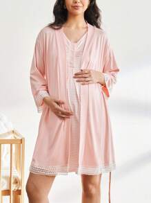 SHEIN BloomMama Set pigiama per donne incinte composto da vestaglia monocromatica e camicia da notte con stampa a righe