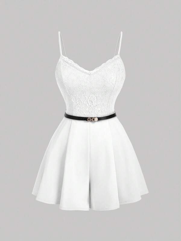 SHEIN MOD Damen Große Größen Jumpsuit mit Blume Muster und Spitzenband, eleganter Damen Jumpsuit, V-Ausschnitt Spitzenjumpsuit mit Shorts, weißer Jumpsuit
