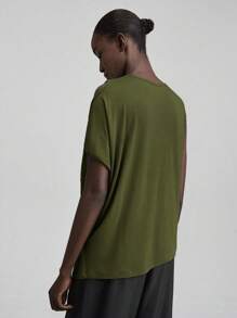 Ontre 2025 夏秋季女士纯色不对称领口褶皱设计衬衫，适合夏季度假、海滩、派对、百搭、节日、社交、多功能、日常、商务休闲办公穿着