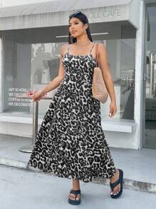 Solflare 加大码豹纹吊带裙，配有可调节腰带和隐形拉链，适合春夏季