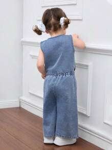 SHEIN HEIN 女童牛仔背带上衣和松紧腰裤两件套，儿童休闲度假波西米亚风家居服，毕业/派对/度假套装，秋季儿童休闲舒适装 - 淺色水洗藍 - 查看 2