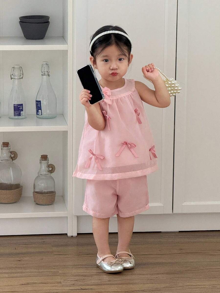SHEIN 2pcs/Set Baby/Toddler Girls Bow Decor Sleeveless Top & Elastic Waistband Shorts Set, Comfortable & Cute For Casual & Outdoor Wear, Spring/Summer/Autumn Clothes For Baby Girls Baby Clothes For Girls Baby Girl High Quality Clothing Clothes For Baby Girl Baby Clothes For Girls Baby Girls Sets - Dusty Pink - View 1