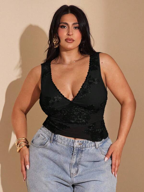 SHEIN BAE Plus Size Women Elegant Sexy Lace Trim V-Neck Sleeveless Tank Top, Suitable For Vacation, Dating, Nightclub, Party, Pool Party, Beach, Casual Resort Wear/ Plus Size Tanks/ Plus Size Crop Tops/ Plus Size Y2k,Holiday Outfits For Women