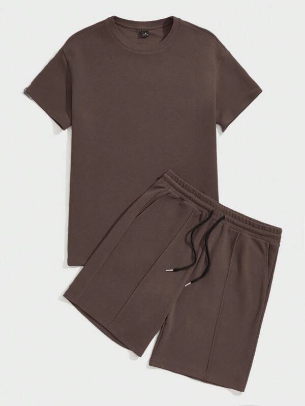 Manfinity ModaGents 2pcs/Set Men's Casual Knit Fitted Crew Neck Short Sleeve T-Shirt And Mid-Waist Drawstring Straight Leg Shorts Set, Solid Color, Suitable For Everyday Wear Men Co Ord Set Men 2 Piece Set Brown Set Men Men Summer Sets Two Piece Set Men
