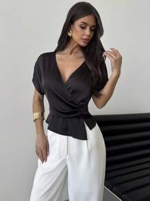 Firerie 加大码女式缎面垂坠交叉 V 领褶饰衬衫上衣，适合通勤、优雅、母亲节、教师节、工作场合 - 黑色 - 查看 7