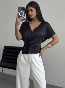 Firerie 加大码女式缎面垂坠交叉 V 领褶饰衬衫上衣，适合通勤、优雅、母亲节、教师节、工作场合 - 黑色 - 查看 8