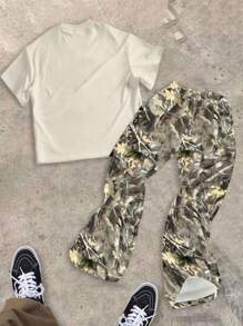 SHEIN 2 件套青少年男孩经典休闲时尚酷肖像和树枝印花圆领 T 恤和喇叭裤套装，适合夏季 - 彩色 - 查看 2