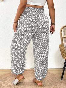 SHEIN Frenchy 大码女式几何印花系腰宽松哈伦裤 - 白色 - 查看 2
