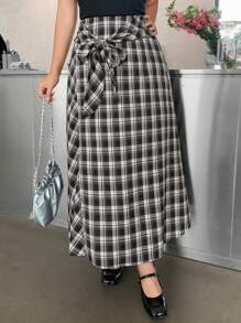 Dazy Plus 大码女式半松紧腰格子直筒A字长裙，带抽绳 - 黑與白 - 查看 5