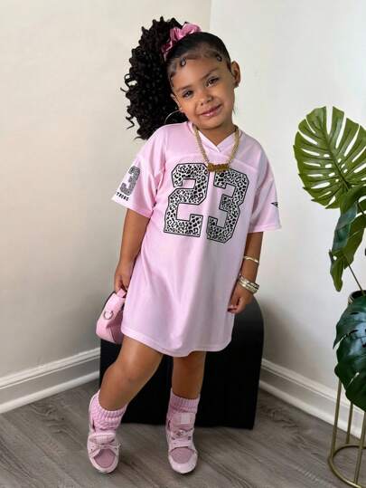 Tween Girl New Spring And Summer Casual Street V-Neck Off-Shoulder Short-Sleeved 23 Slogan Logo Eagle Pattern Apricot Bottom Green Stripe All-Over Printing Loose Knitted Fabric Mini Dress,Dresses