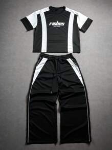 Manfinity Campus Court Męski, swobodny, letni zestaw z krótkim rękawem i kontrastowym nadrukiem liter oraz spodniami ze ściągaczem w pasie, dwuczęściowy zestaw męski w kolorze czarnym, męskie zestawy streetwear, czarno-biały dwuczęściowy zestaw męski - Wielokolorowe - Zobacz 1