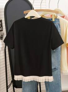 INAWLY Kaos Lengan Pendek Wanita Kasual dengan Detail Ruffle Kontras untuk Musim Panas - Hitam - View 2