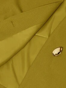 Aveloria Modichic High-End Design Minimalist Elegant Versatile Commute V-Neck Wide Shoulder Silhouette Waist Cinched White Textured Fabric Asymmetric Hem Decorative Button Detail Cap Sleeve Women Jacket