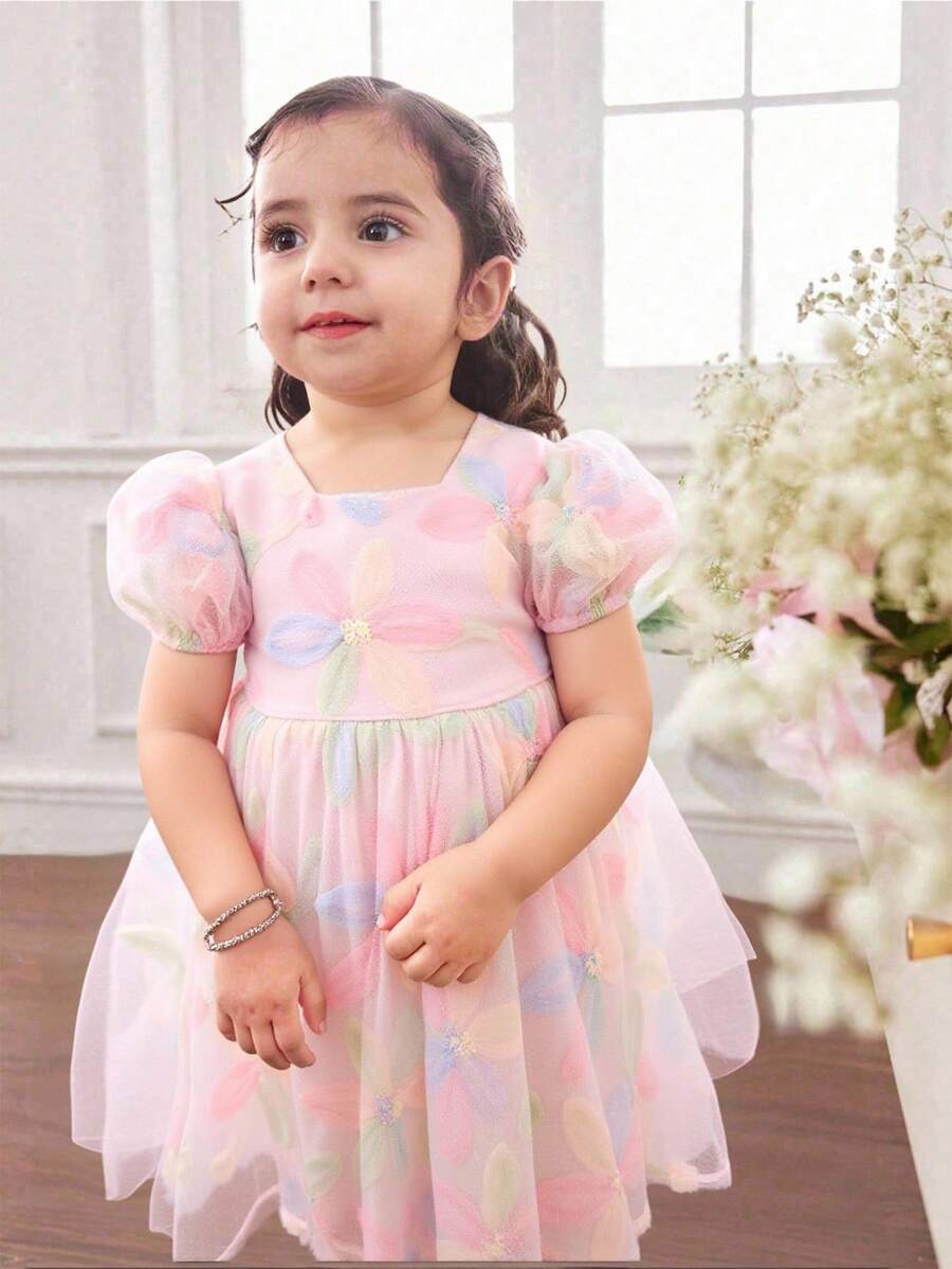 SHEIN Baby Girl Pink Floral Princess Dress,Summer Cute Birthday Exquisite Three-Dimensional Print Mesh Puff Sleeve Elegant Dress,Skin-Friendly Fabric - Multicolor - View 1