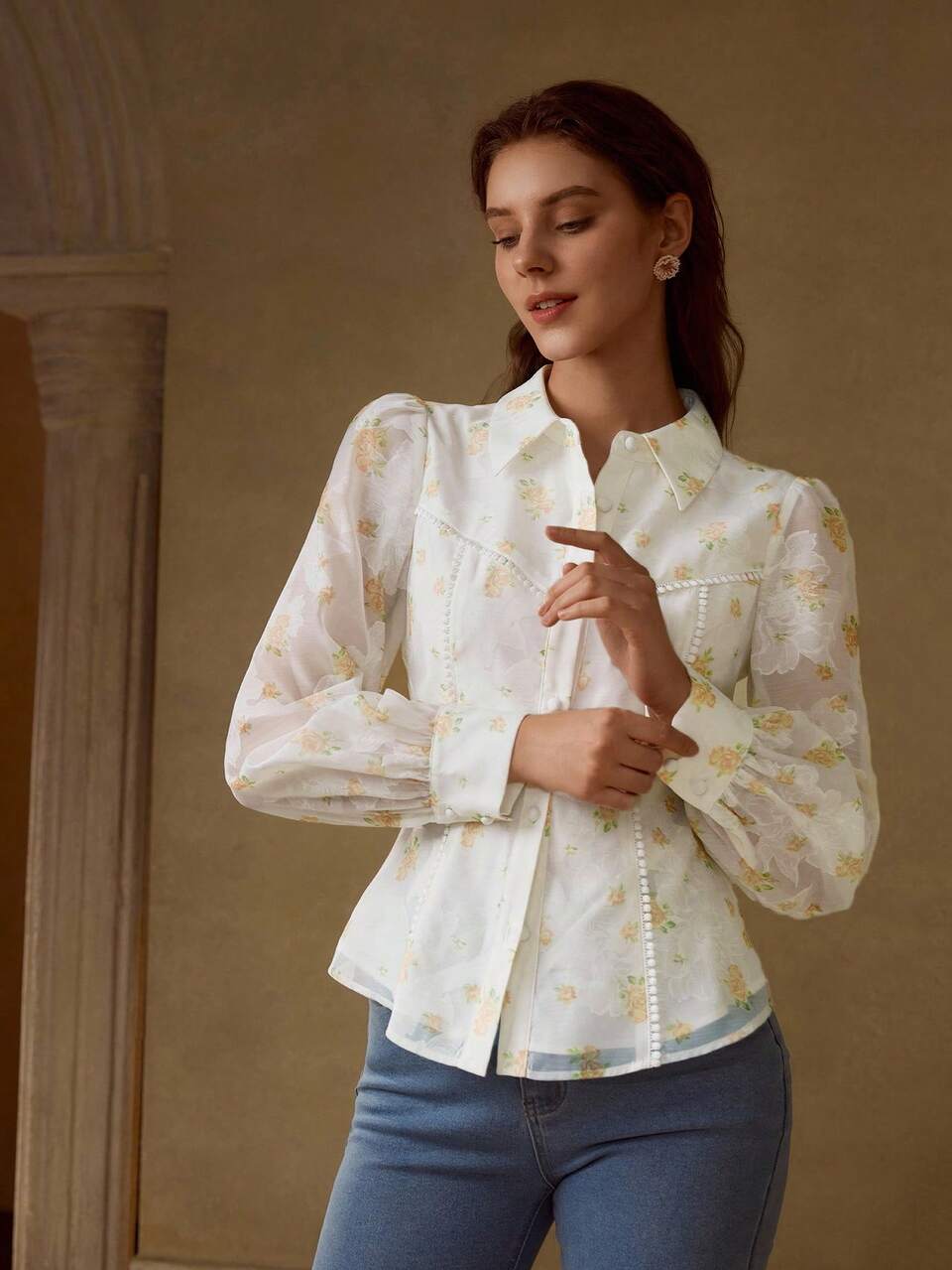 FLORAL PRINT BUTTON UP SHIRT
