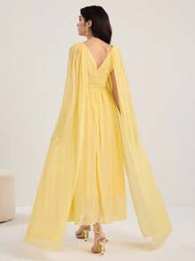 Modelyn 女士奢华淡黄色裹身裙，褶饰修身V领连衣裙 - Butter Yellow - 查看 2