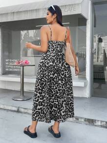 Solflare 加大码豹纹吊带裙，配有可调节腰带和隐形拉链，适合春夏季