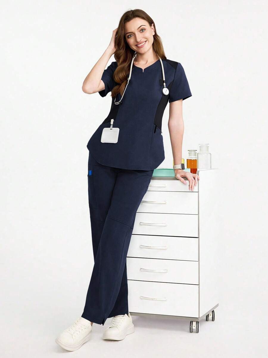 TaskEZ Set Seragam Perawat Wanita Warna Biru Tua, Seragam Perawat Lengan Pendek dengan Saku dan Motif Patchwork Warna Kontras, Pakaian Kerja Renaissance Ukuran Plus, Set Pakaian Kerja Perawat - Navy Blue - View 1