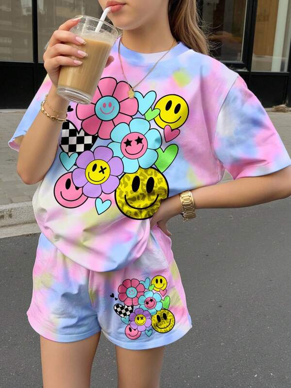 SHEIN 2pcs Tie-Dye Face Floral, Heart, Leopard Print Casual Tween Girl Short Sleeve Top And Shorts Set, Suitable For Summer, Seaside, Vintage Retro Style, Casual Vacation Style, Cute Y2K Coconut Girl Boho Music Festival, Summer Girls Two Piece Set Casual Cartoon Outfits Tween Graphic Tee Summer Outfits For Teens