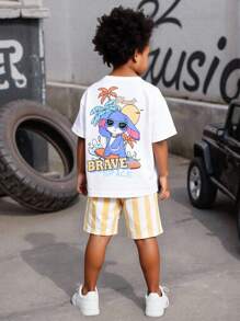 SHEIN 小男孩休闲白色T恤搭配酷炫蓝色兔子图案和黄色条纹短裤套装，节日装 - 彩色 - 查看 2