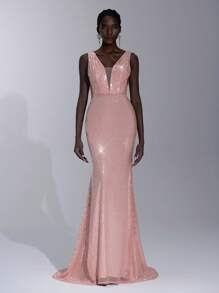 Elitara 优雅亮片刺绣深 V 领露背鱼尾下摆正式晚礼服