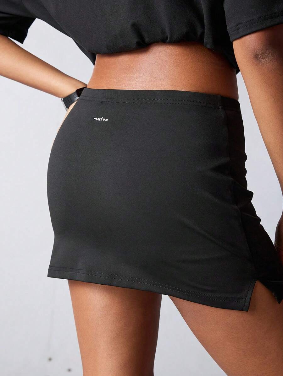 SHEIN Sports Women's Solid Color Split Casual Sports Skort, Back To School Outfits, Graduation, Back To School, Low Rise Micro Mini Shorts, Active, Workout, Gym, Padel, Tennis, Pickleball, Y2k,Sexy Black Mini Skirt Skort - Black - View 1