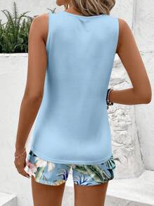 SHEIN LUNE 休闲度假风格两件套：蓝色背心和蓝色棕榈花卉印花短裤，适合女士夏季度假 - 彩色 - 查看 2