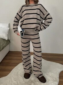 EURMUSE 女士条纹圆领落肩套头衫和毛衣裤套装