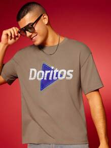 Doritos X SHEIN Men's Summer Casual Geometric & Letter Graphic Round Neck Short Sleeve T-Shirt - Khaki - View 3