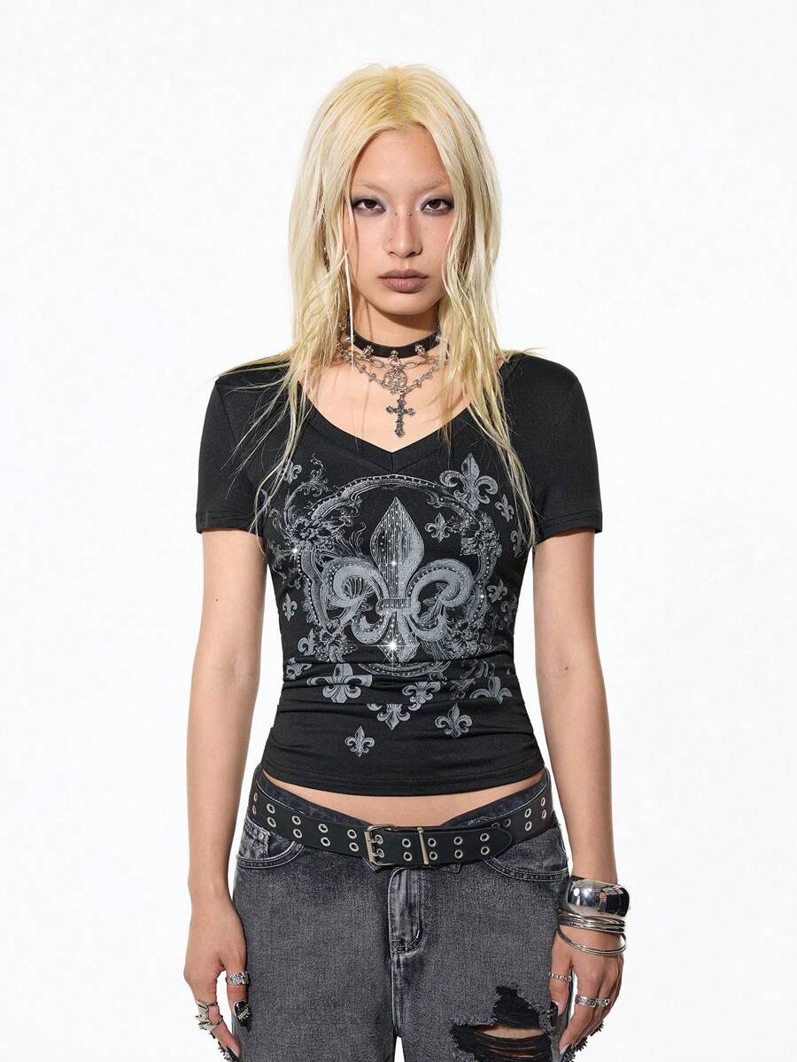 StreetHx Women's Gothic Retro Pattern Rhinestone Decor Punk Rock Y2K Streetwear Short Sleeve V-Neck T-Shirt, Bodycon Comfortable Casual Everyday Wear, Suitable For Back To School Season - Black - View 1