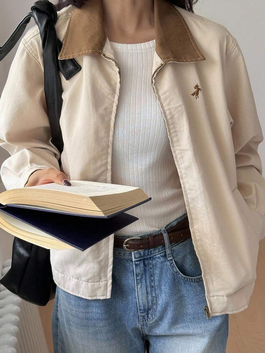 DAZY 女式翻领撞色刺绣休闲夹克 - 卡其色 - 查看 1