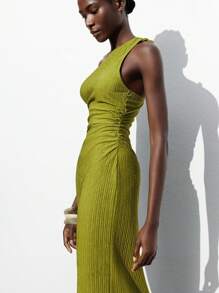 Maija 2025 秋季新款不对称剪裁不对称肩部设计扭曲纹理弹力针织女装连衣裙，现代优雅都市浪漫精致乡村音乐节复古机场旅行街头风格婚礼嘉宾生日万圣节商务休闲办公室约会派对郊游机场返校秋季连衣裙，性感 - 綠色 - 查看 6