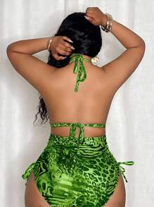Slaydiva Traje de baño de una pieza con parte superior triangular y lazo lateral en estampado de leopardo de talla grande para mujeres - Verde - Ver 2