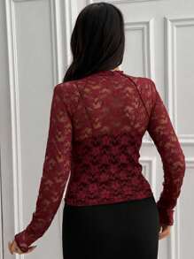 EURMUSE 浪漫边缘 - 浓郁色调蕾丝细节衬衫，永恒蕾丝 - 优雅长袖衬衫，精致戏剧 - 女性气质蕾丝上衣，晚间魅力 - 透明蕾丝边衬衫，蕾丝优雅 - 精致衬衫，适合白天和夜晚穿着