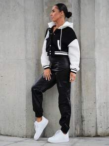 SAYEHFBABY 休閒抽繩 前紐扣 貼布撞色 字母女士夾克 - 黑與白 - 查看 5