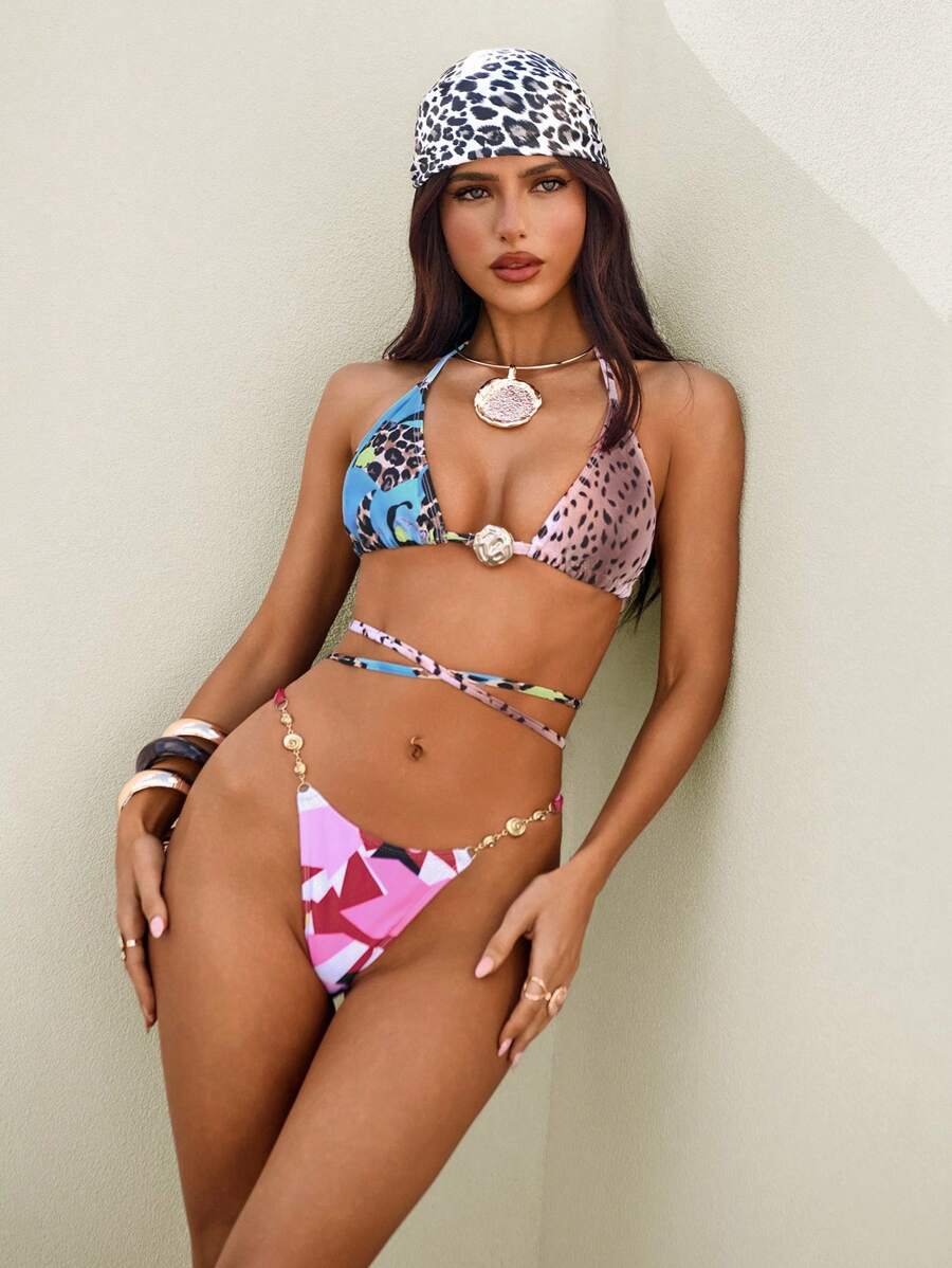 Bonvoyette Conjunto de traje de baño con parte superior de atar de triángulo con decoración de metal de conchas de colores y estampado de leopardo sexy, conjunto de bikini con estilo Y2K para playa - Multicolor - Ver 1
