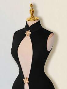 SHEIN ICON 女式性感修身旗袍领镂空金属花卉装饰迷你连衣裙