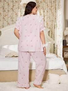 CottageSlumber Bộ đồ ngủ ren hoa cổ bẻ in nơ sọc tay bồng cỡ lớn cho nữ - Màu Hồng baby - Xem 2