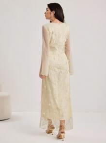 Modelyn Damen Mode 3D Blumen Dekor Midi-Kleid, Kleid mit gemischtem Material Paneel Splice, Stilvolle lässige Damen Outfits für Herbst, Süße, bescheidene Vintage Damen Outfits, Outfits für Schulanfang, Schulanfang Kleider, Outfits für Lehrerinnen