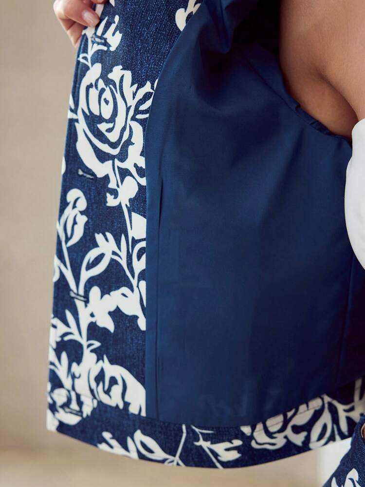 ALLOVER FLORAL PRINT BUTTON UP JACKET