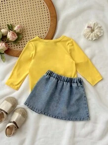 SHEIN Playful Pals 女婴春秋时尚街头风格可爱两件套：黄色长袖花朵装饰上衣和印花牛仔 A 字裙，适合日常穿着、拍照和旅行 - 彩色 - 查看 2